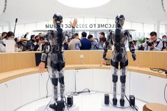 具身智能机械人“进厂”都干啥